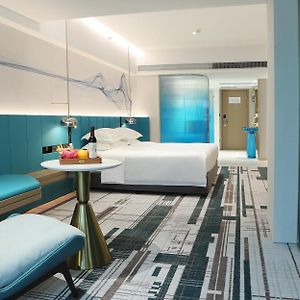 Elite Queen Room